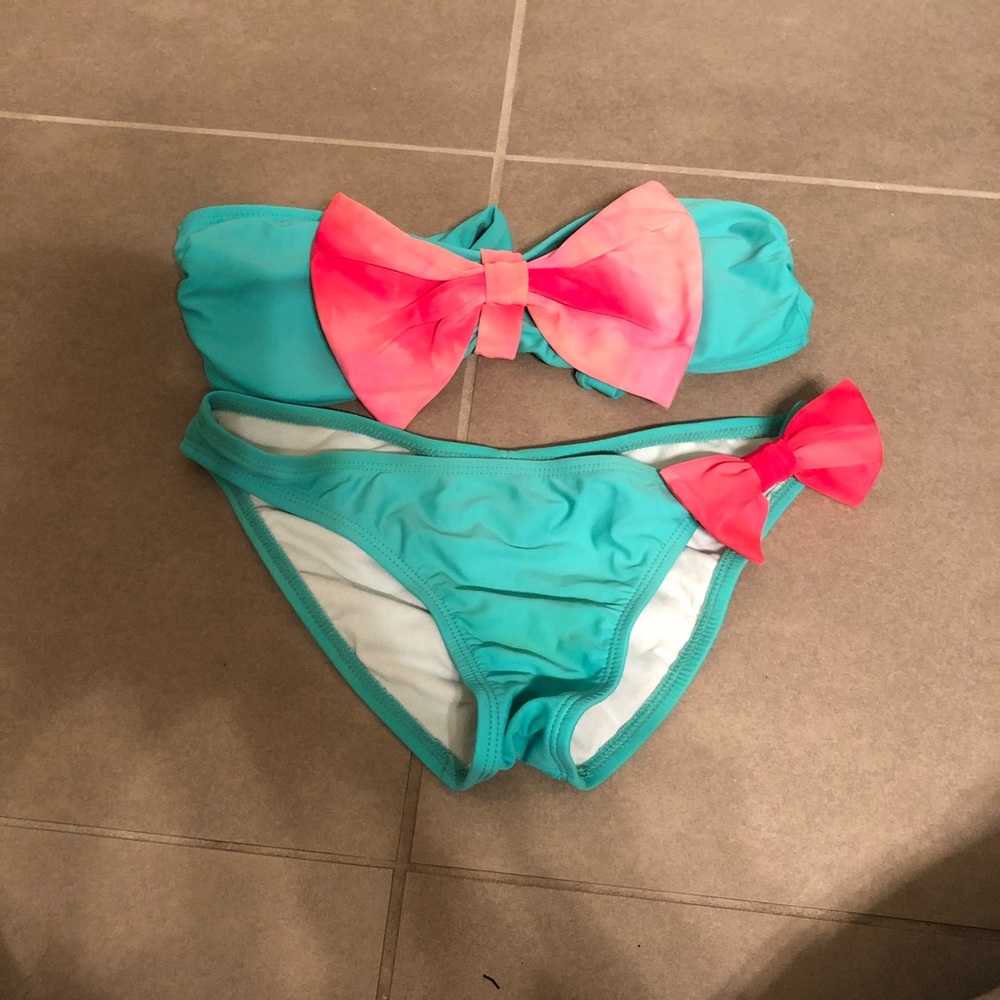 Bow bandeau bikini top - Dippin Daisy’s
